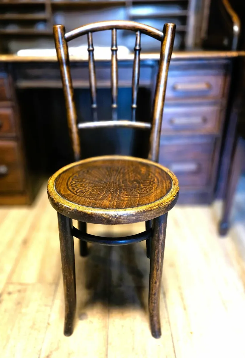 Vintage Bentwood Chair by Thonet- Circa 1920s - Image 4