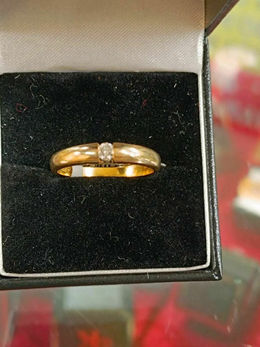 Eclipse Diamond Ring , 8k yellow gold - Image 1