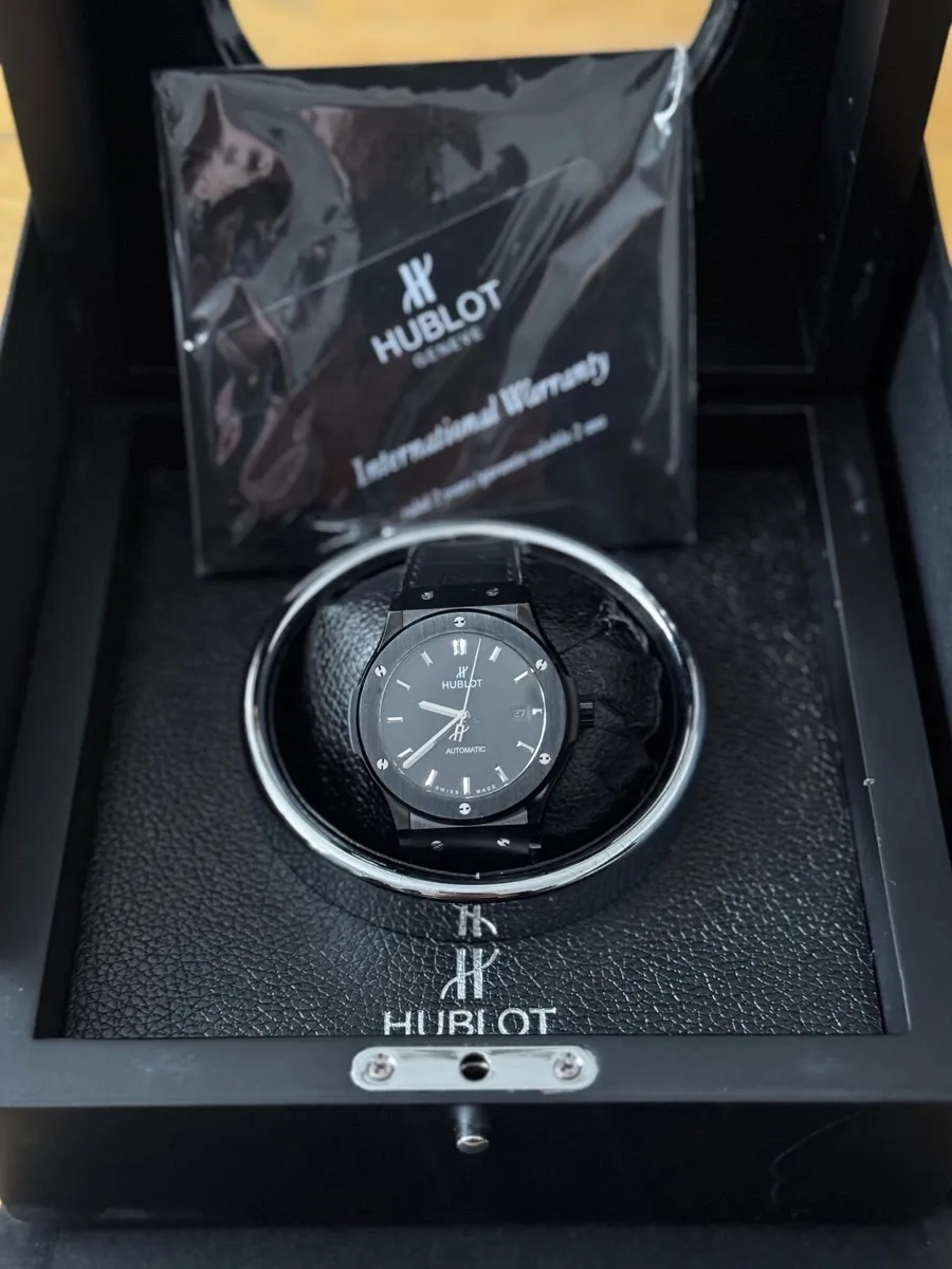 Hublot clasic 42mm - Image 1