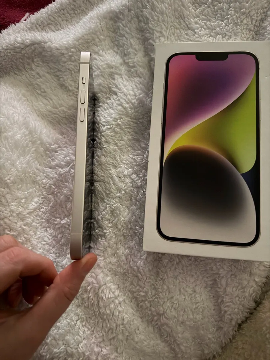 iPhone 14 Plus - Image 4