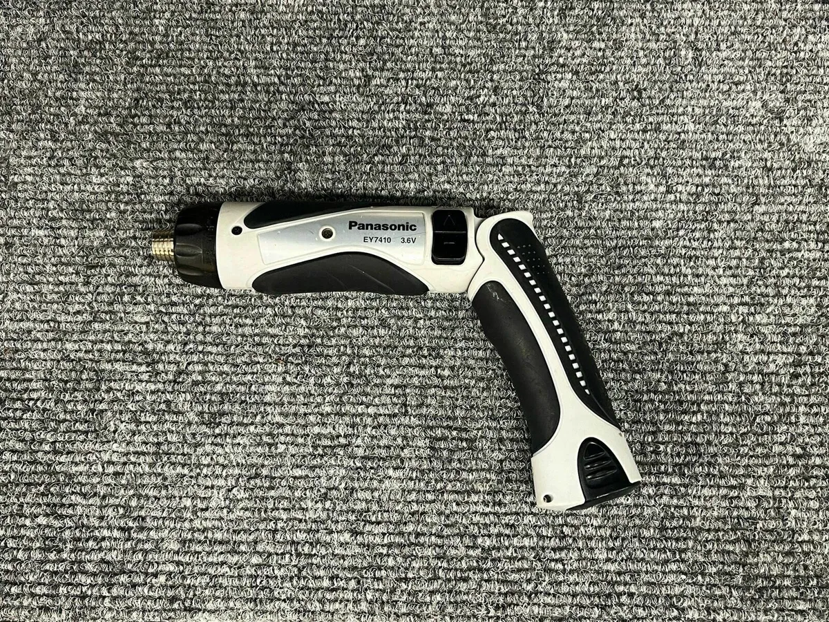 Panasonic Cordless Screwdriver - Image 2