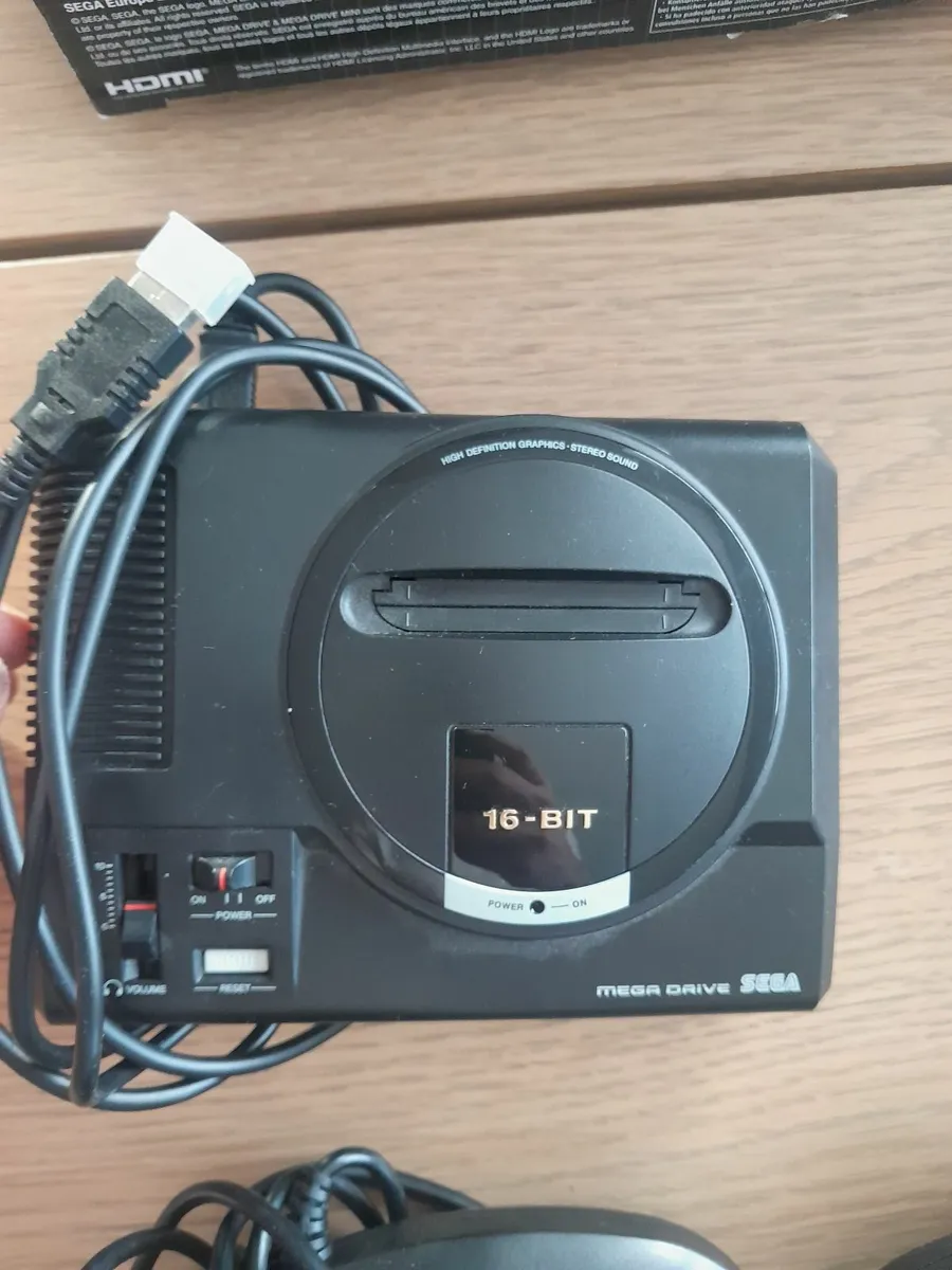 Sega Mega Drive Mini Console 40 Games - Image 3