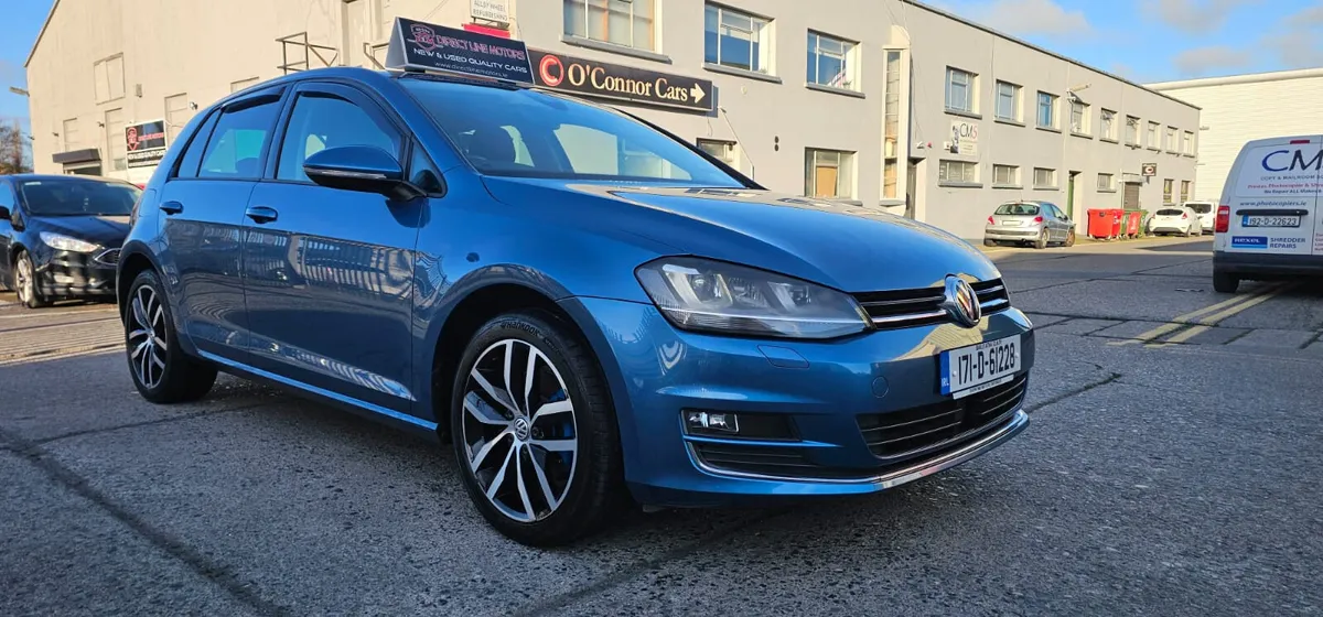 Volkswagen Golf 2017 (HIGHLINE EDITION) - Image 2