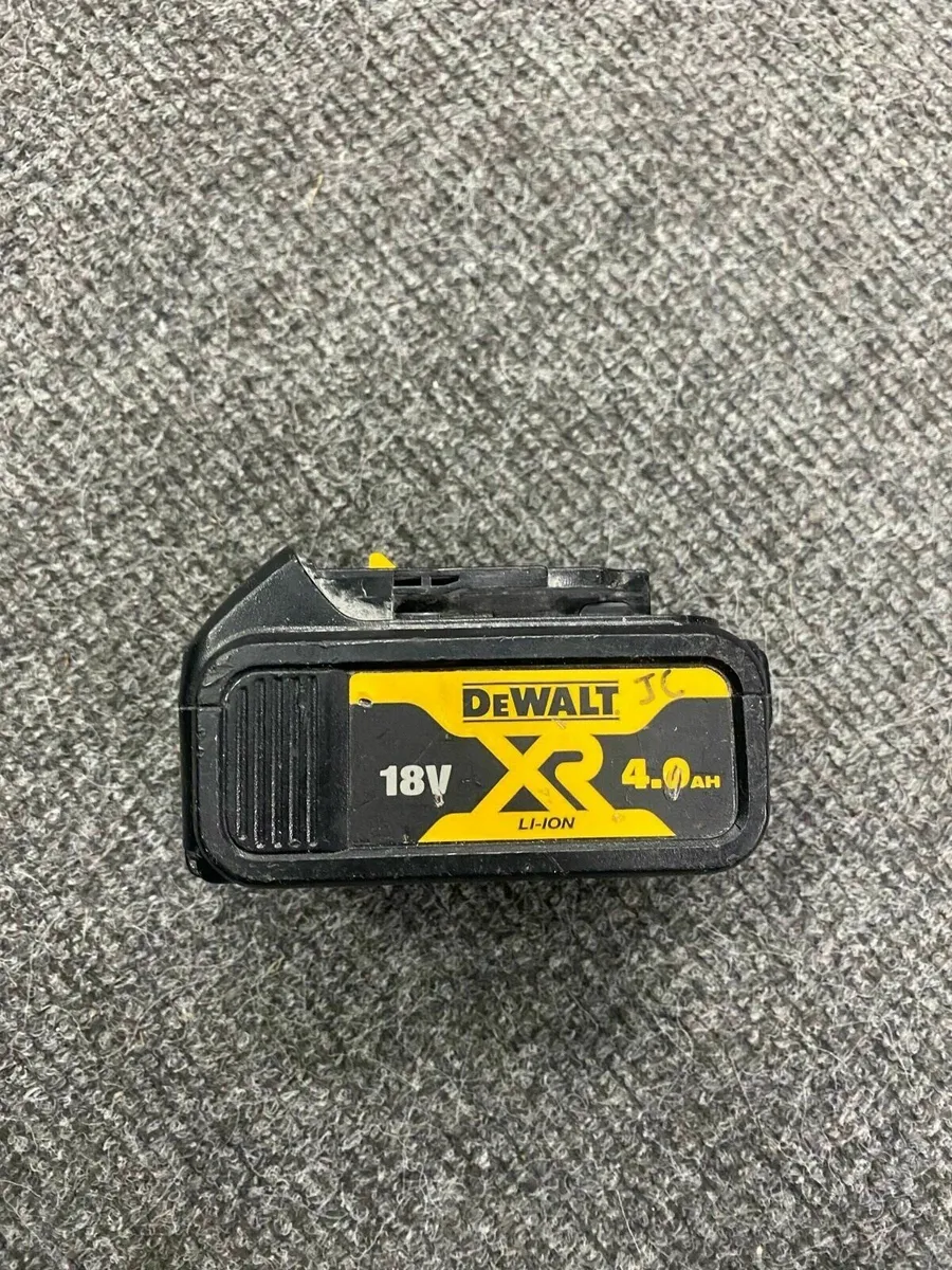 Dewalt 4Ah Battery - Image 1