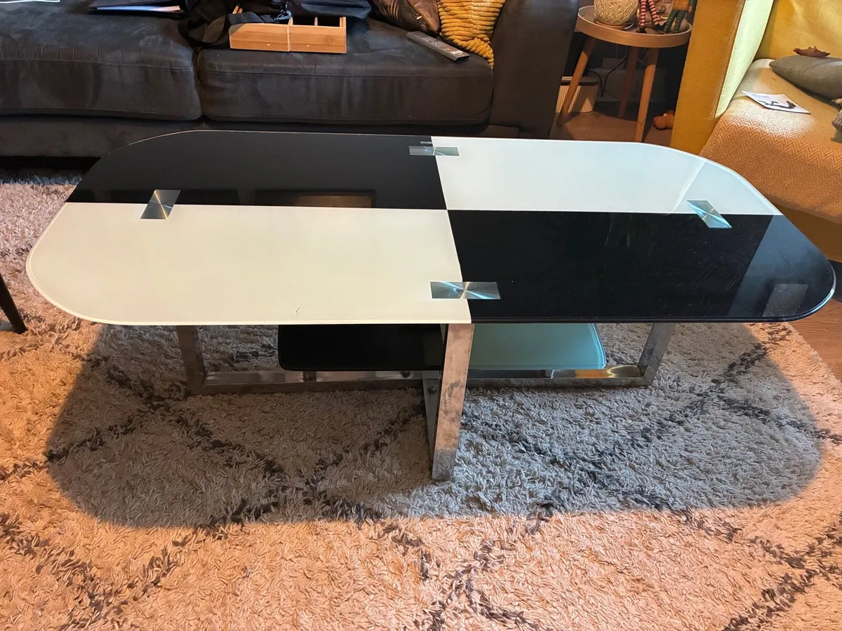 Glass coffee table - Image 2