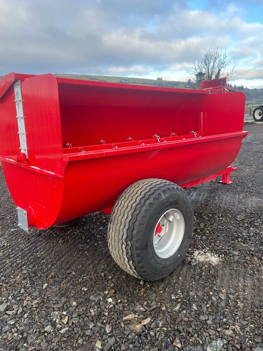 Belmac 4.5 cubic side spreader - Image 2