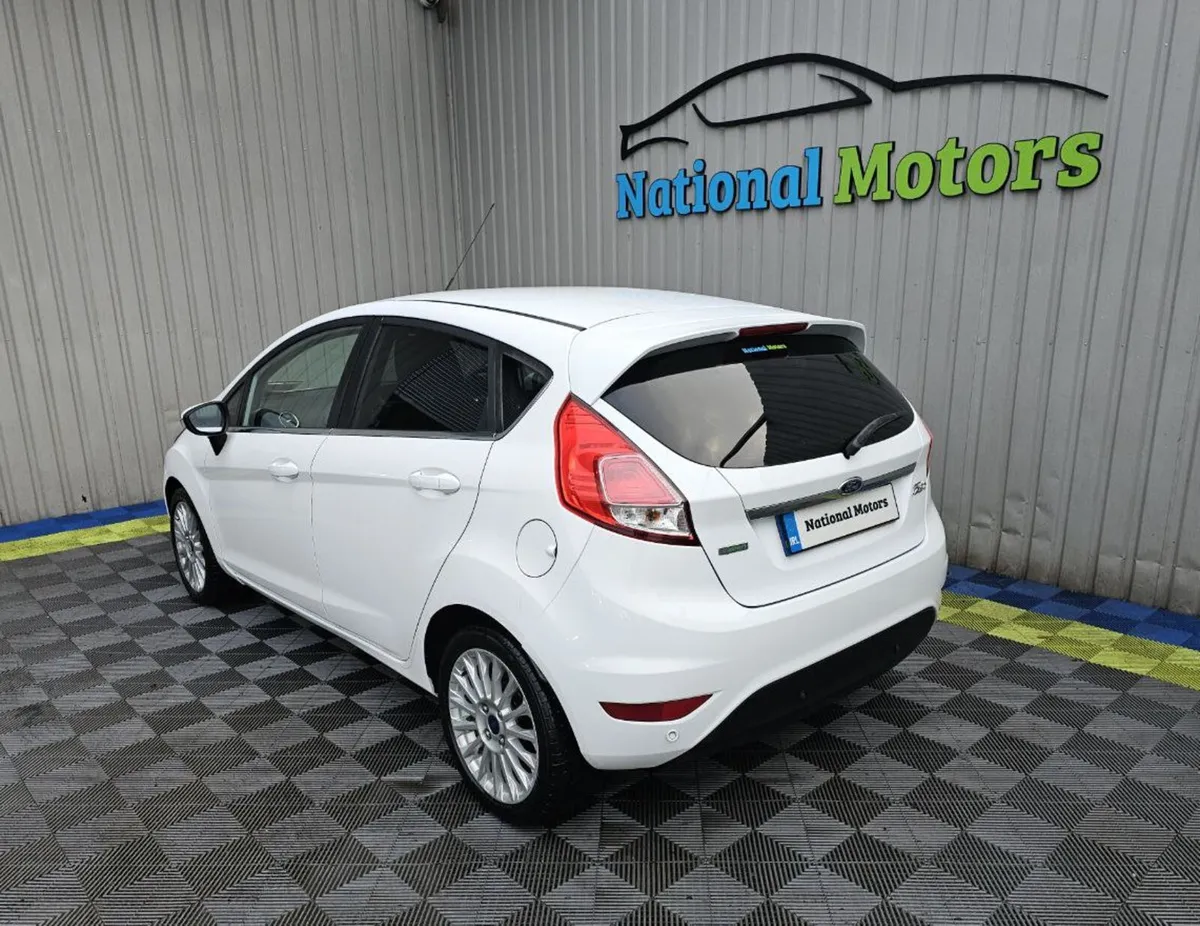 2015 Ford Fiesta TITANIUM 1.0 Petrol - Image 4