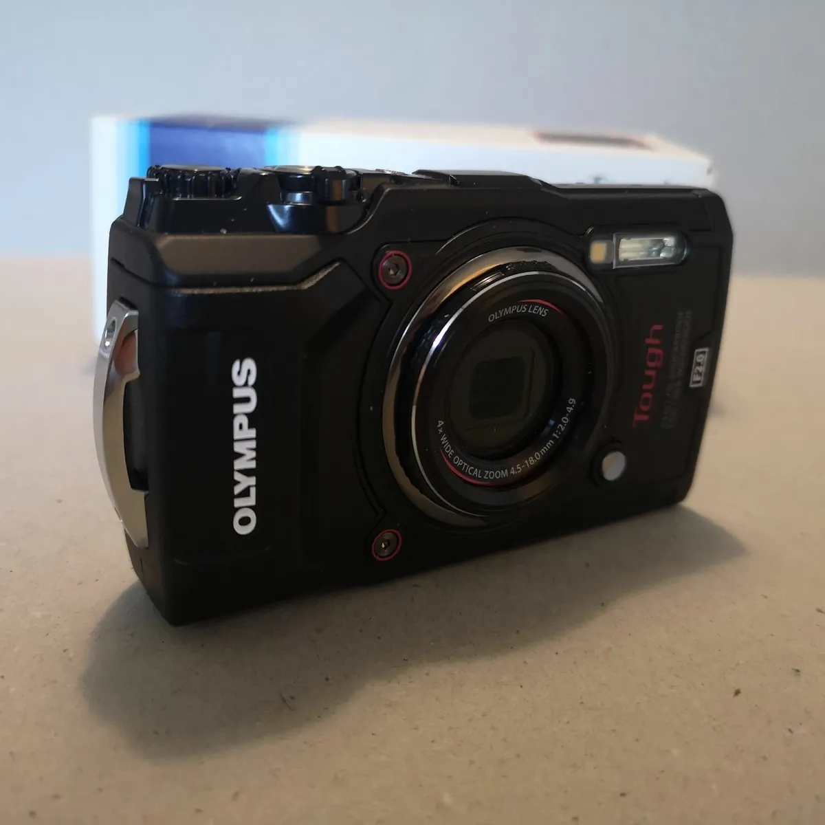 Olympus Tough TG5 - Pristine Condition - Image 3