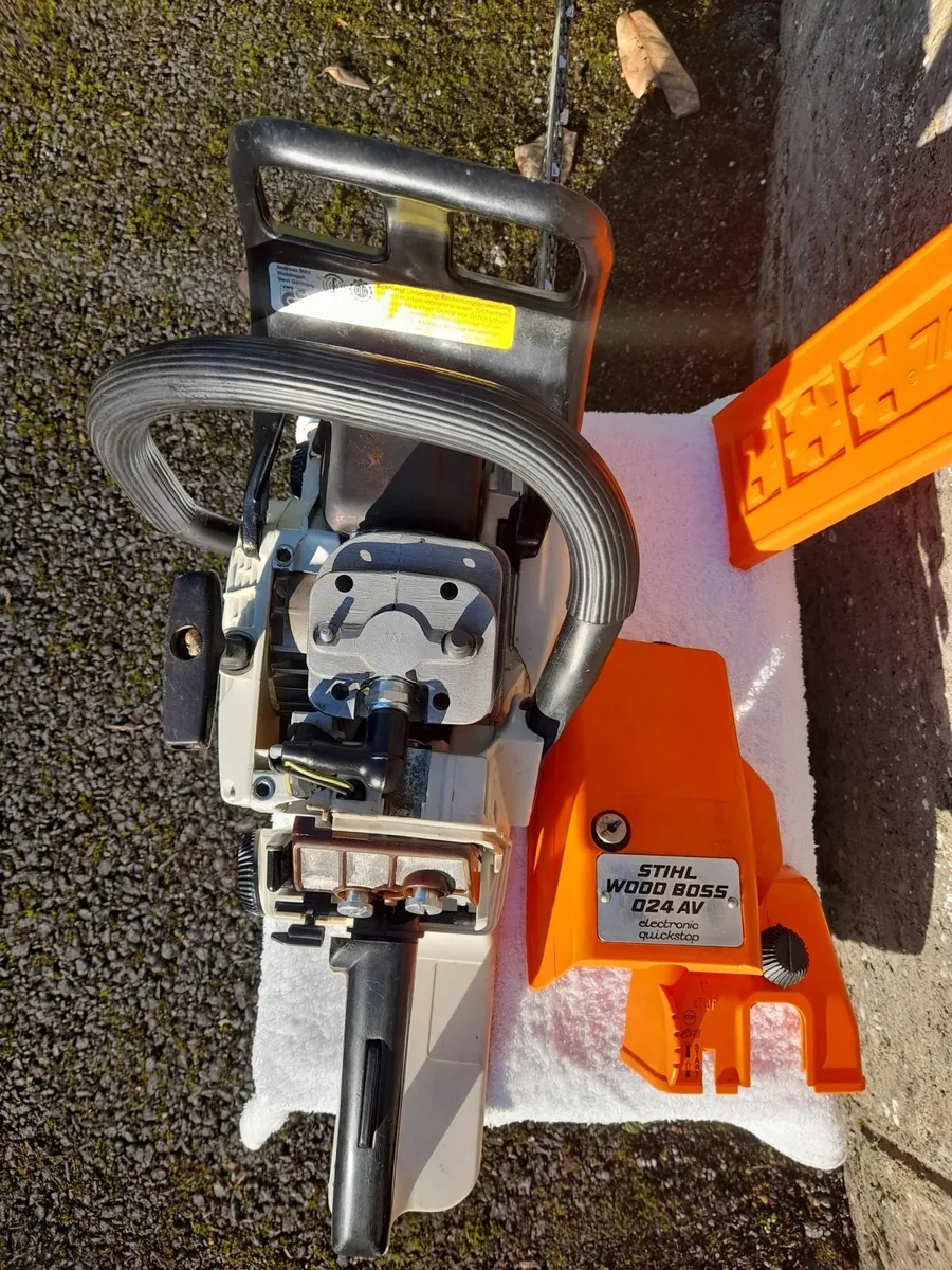 Selling Chainsaw - Image 2