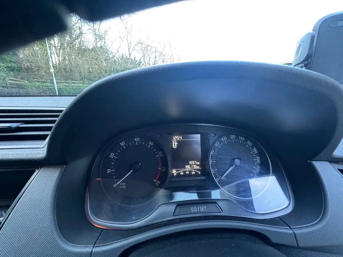 Skoda Fabia 2015 - Image 3