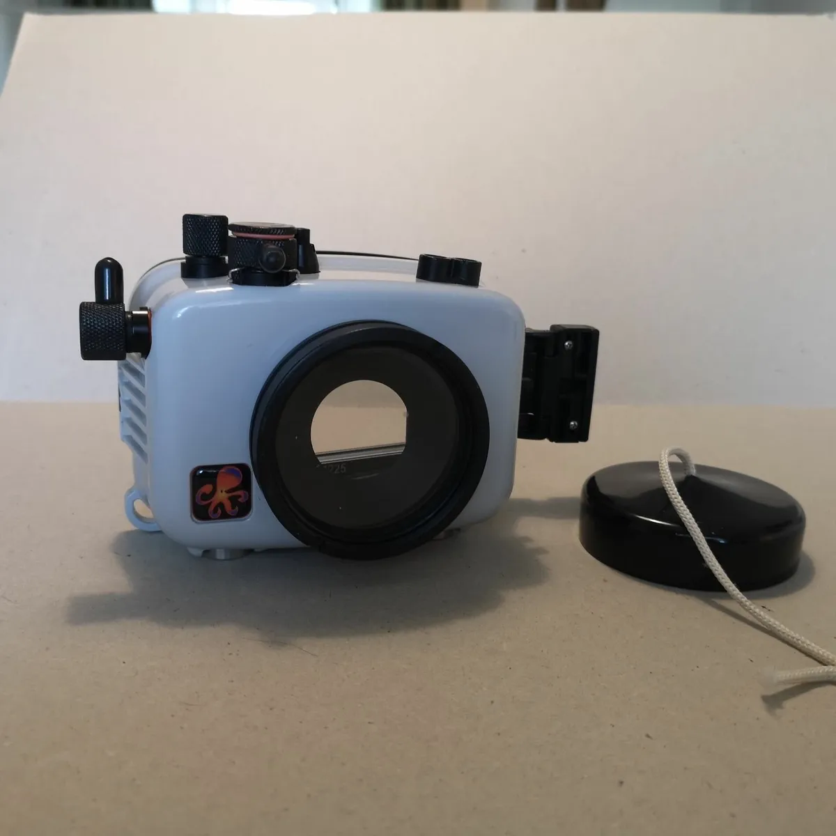 Ikelite Underwater Housing (Olympus TG-5/6/7) - Go - Image 1
