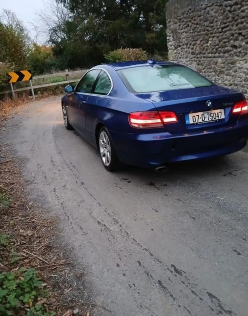 2007 Bmw 320i Coupe - Image 4