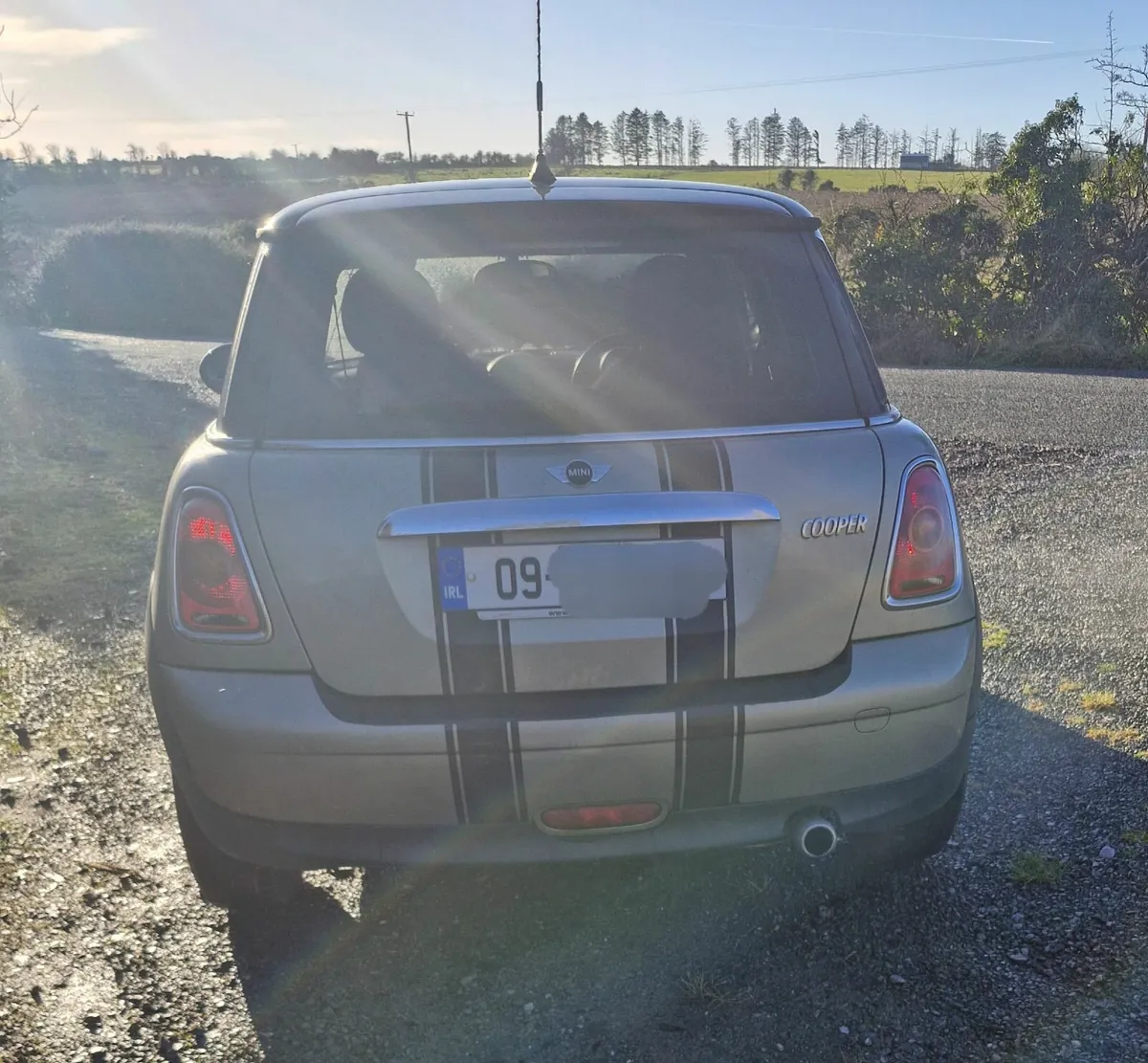 Mini Cooper 2009 - Image 2