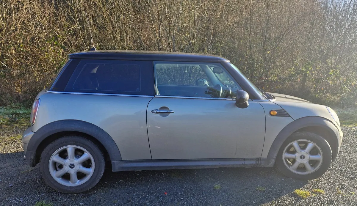 Mini Cooper 2009 - Image 3