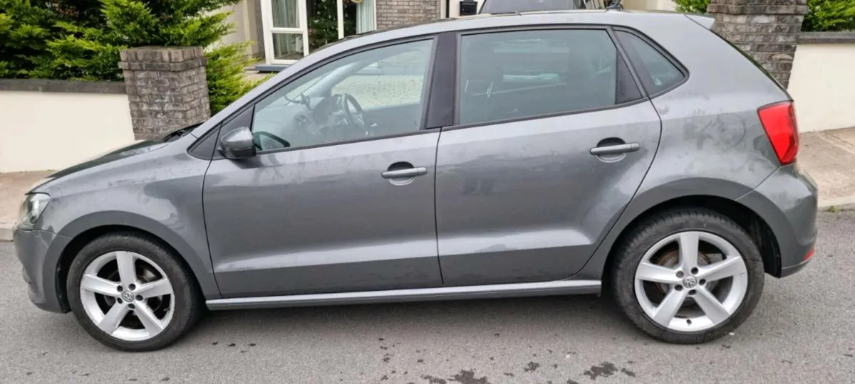 VW POLO FUN 1.0L 60HP 5DR PEPPER GREY METALLIC - Image 2