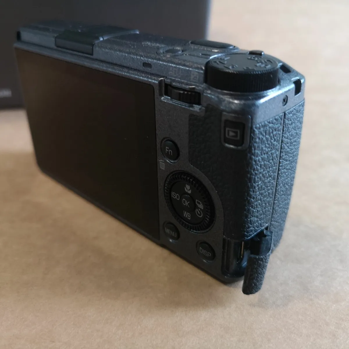 Ricoh GRIII Street Edition - 1,376 shots - Image 2