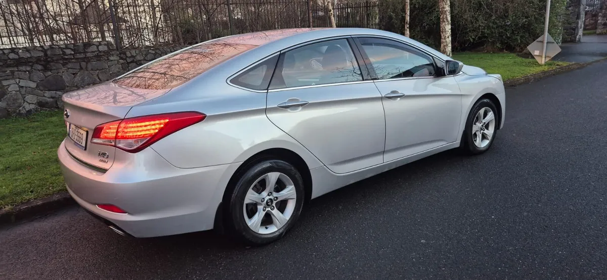 2013 Hyundai i40 1.7 Diesel Automatic – Saloon - Image 4