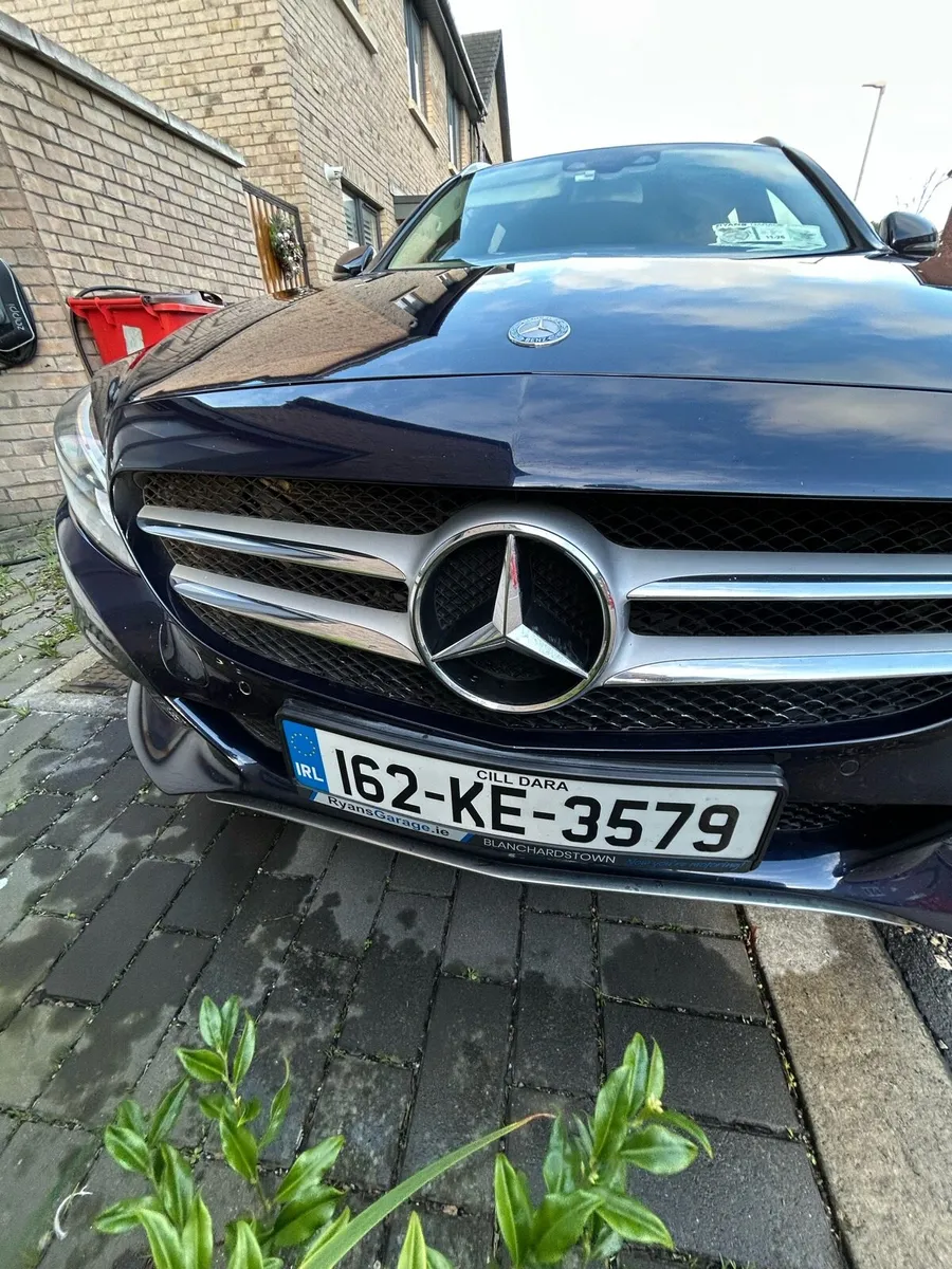 Mercedes C350e Estate Plug-in-Hybrid  NCT 05/27 - Image 3