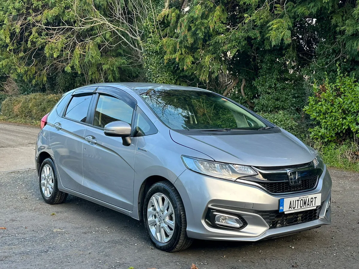 HONDA FIT 2019 LEATHER CRUISE CONTROL - Image 2