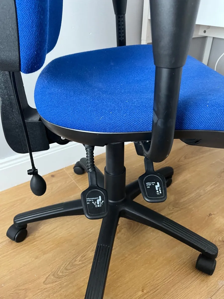 Office chair - Image 4