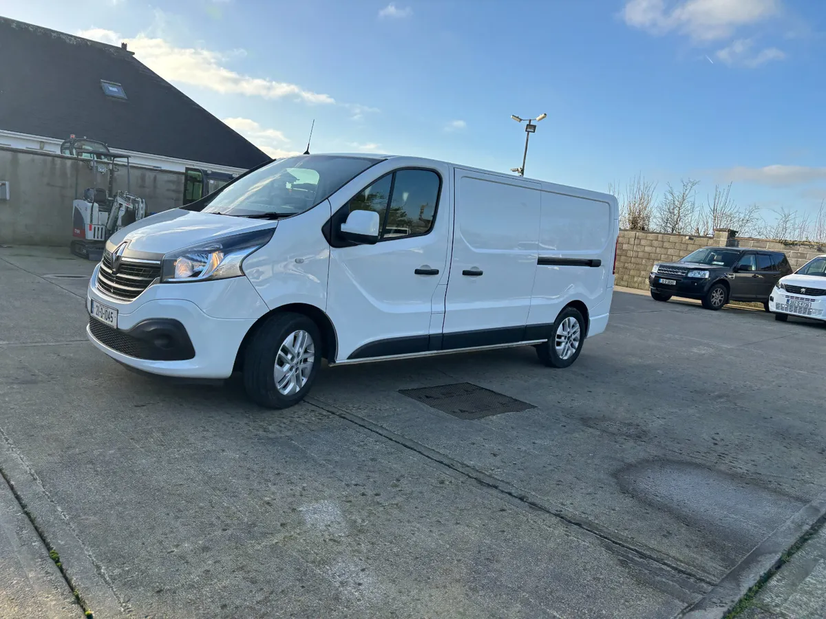 Renault Trafic 2.0 Turbo Diesel - Image 4