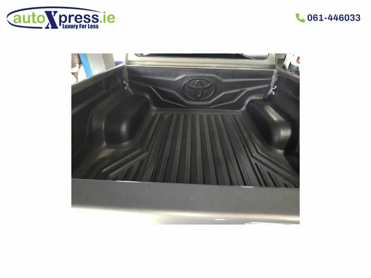 Toyota Hilux 2.4D 4WD Z Automatic - Image 4