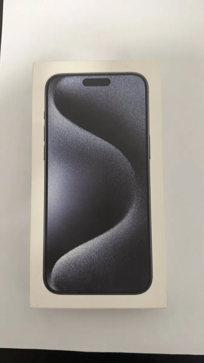 iPhone 15 Pro Max - Image 3