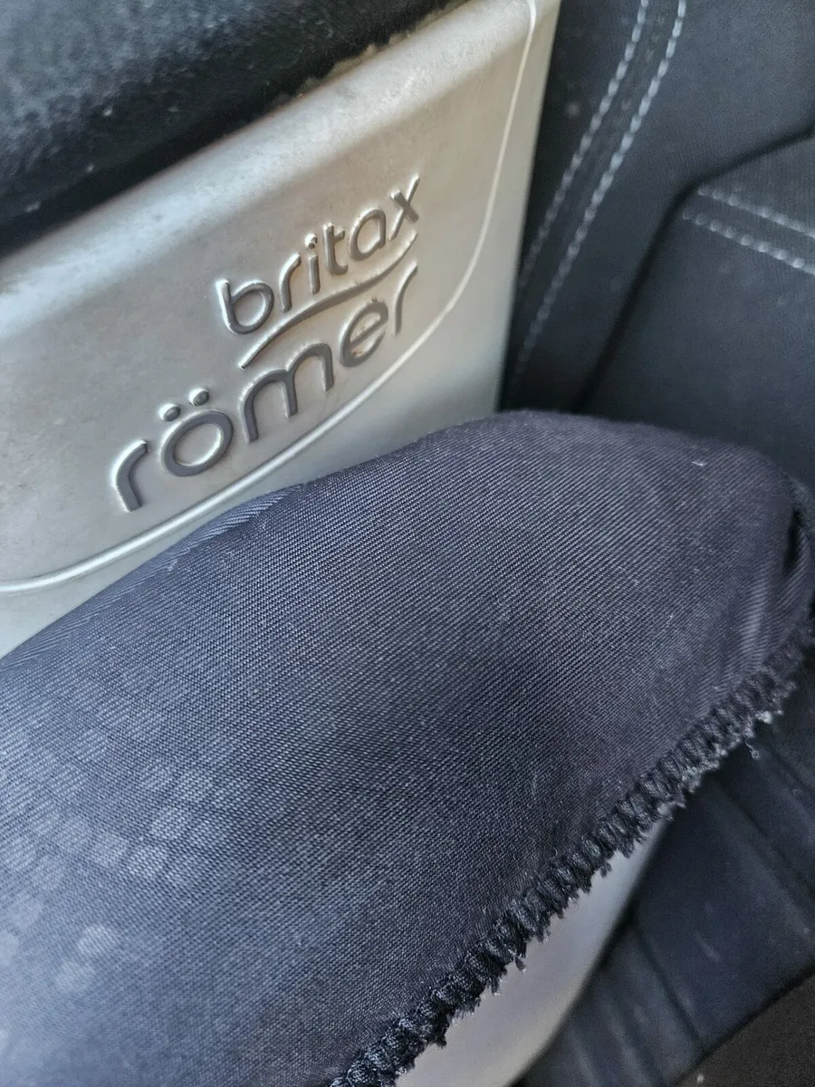 👶 Britax Römer Car Seat – ISOFIX - Image 1
