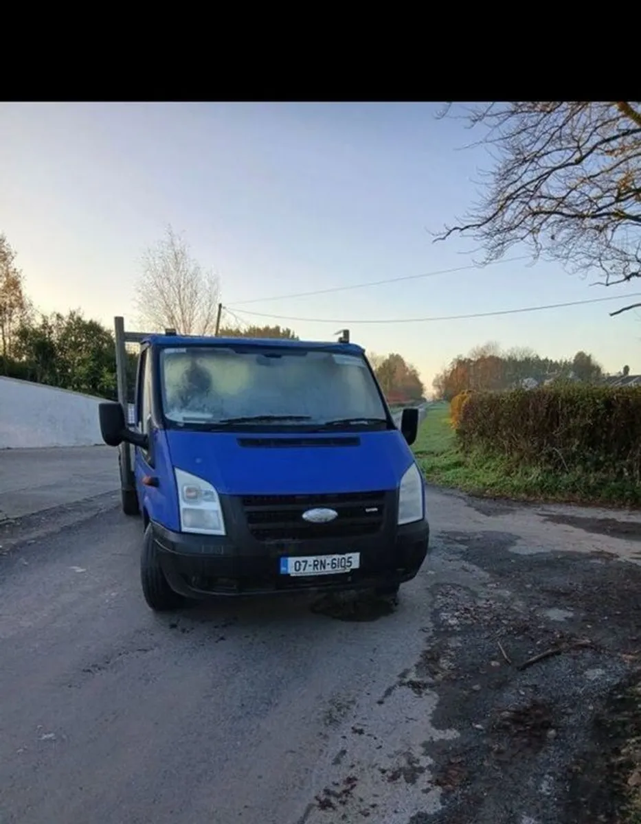 2007 Ford Transit Flatbed Engine Needs Attention - Image 2