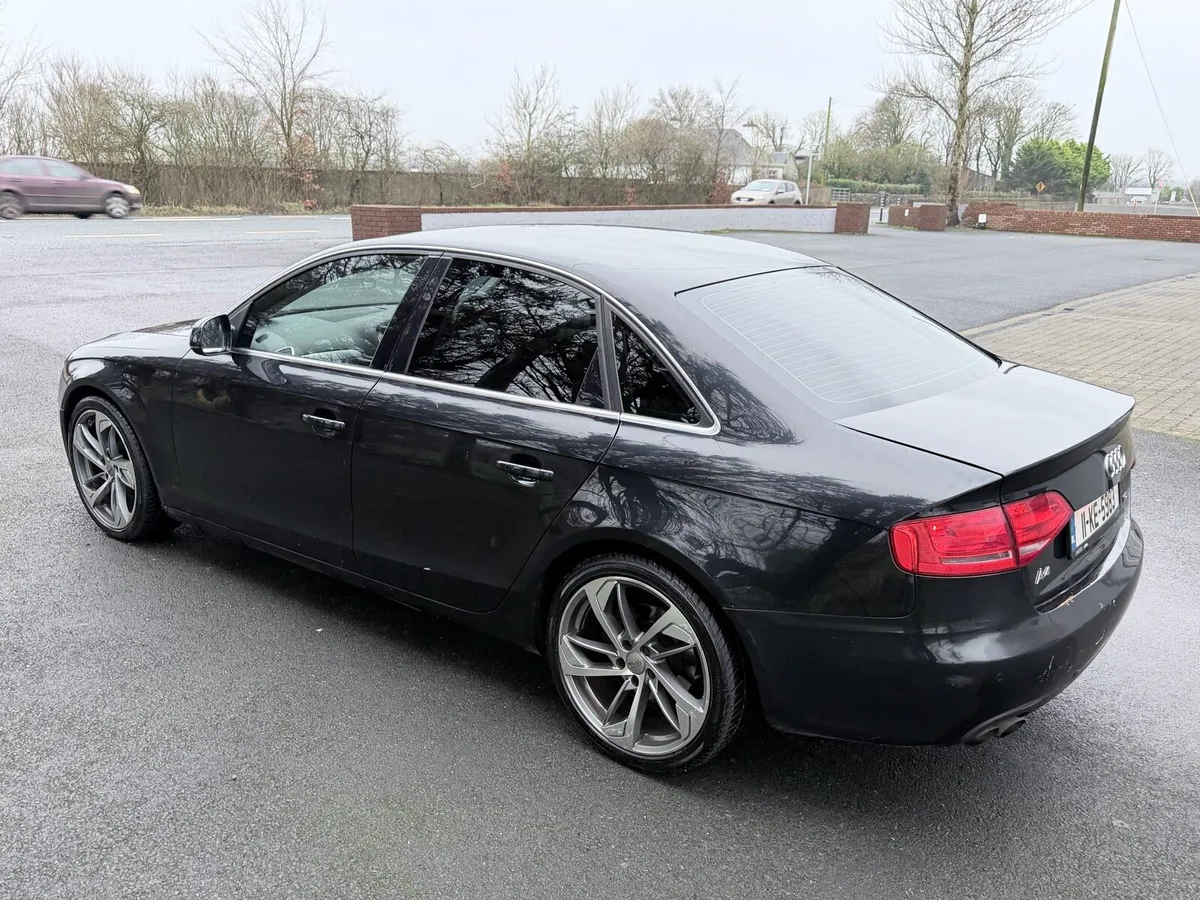 2011 Audi A4 - Image 4