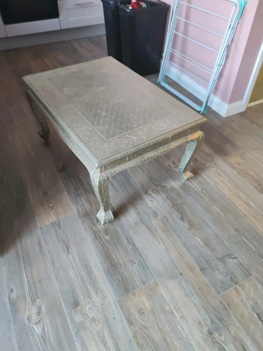 Coffee table - Image 1