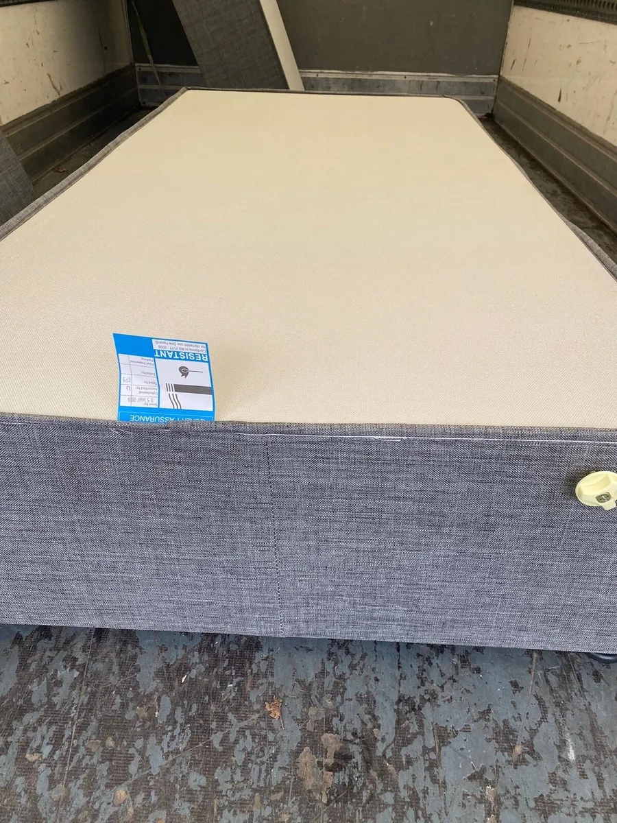 2 single bases and one headboard ex display - Image 4