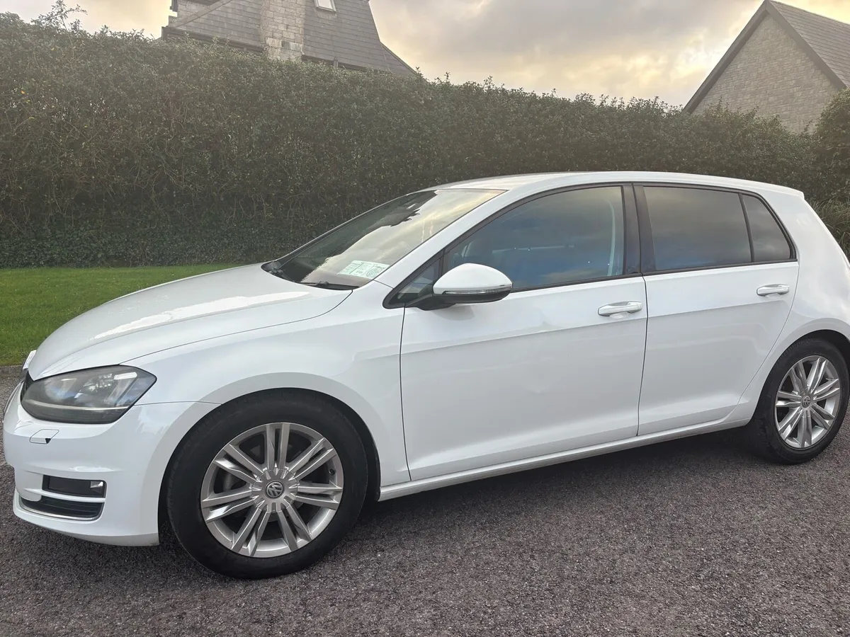 Volkswagen Golf 2013 MK7 Highline - Image 3