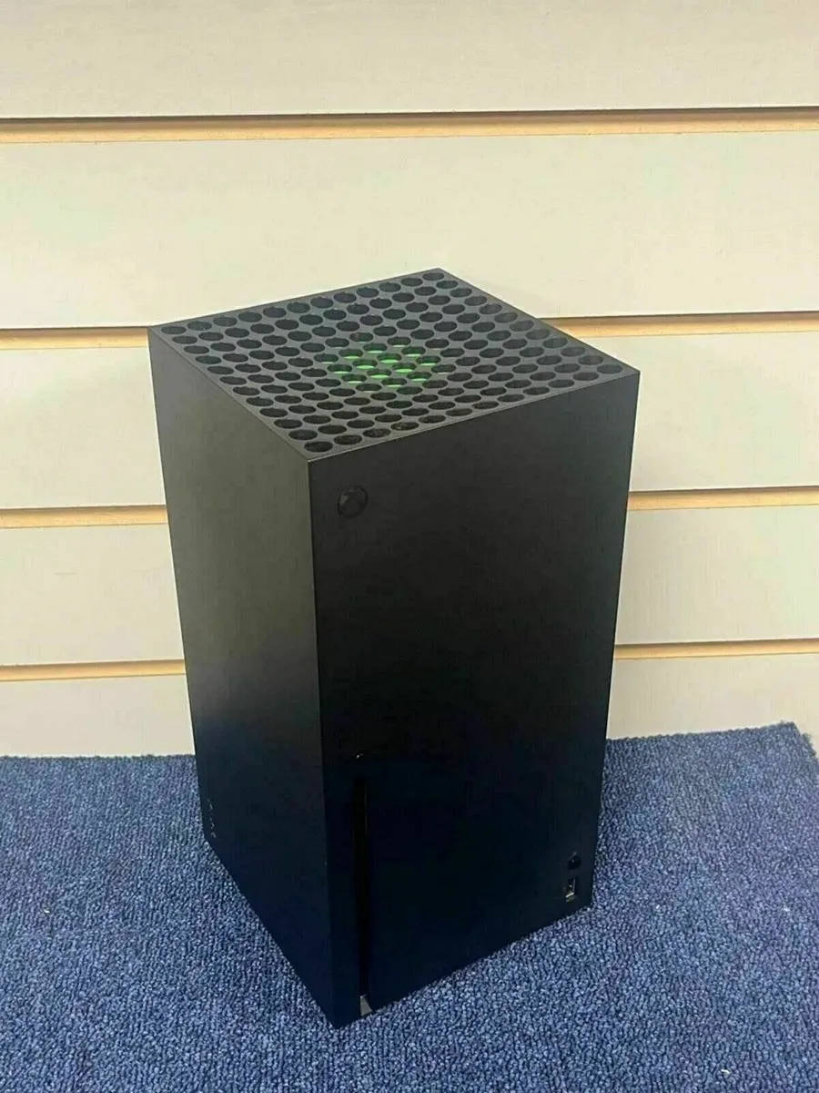 Xbox Series X - Image 2