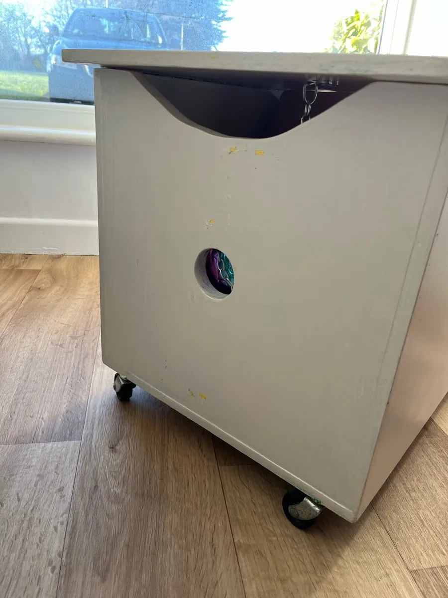 Toy box - Image 4