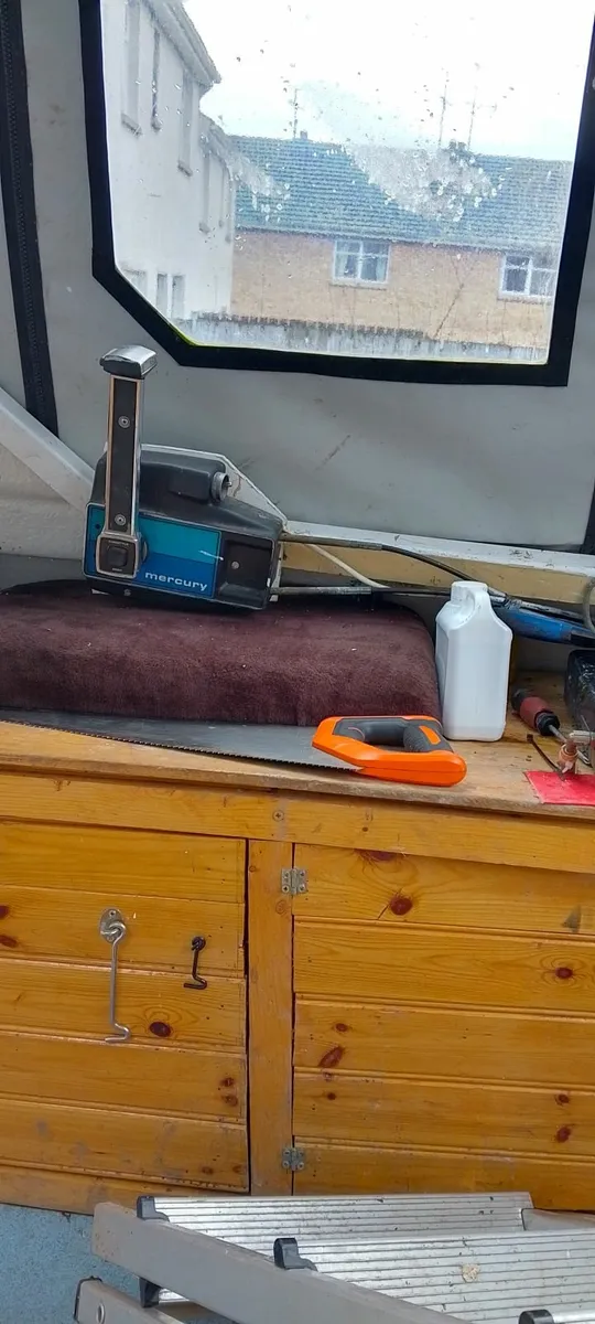 Boat engine - Image 1