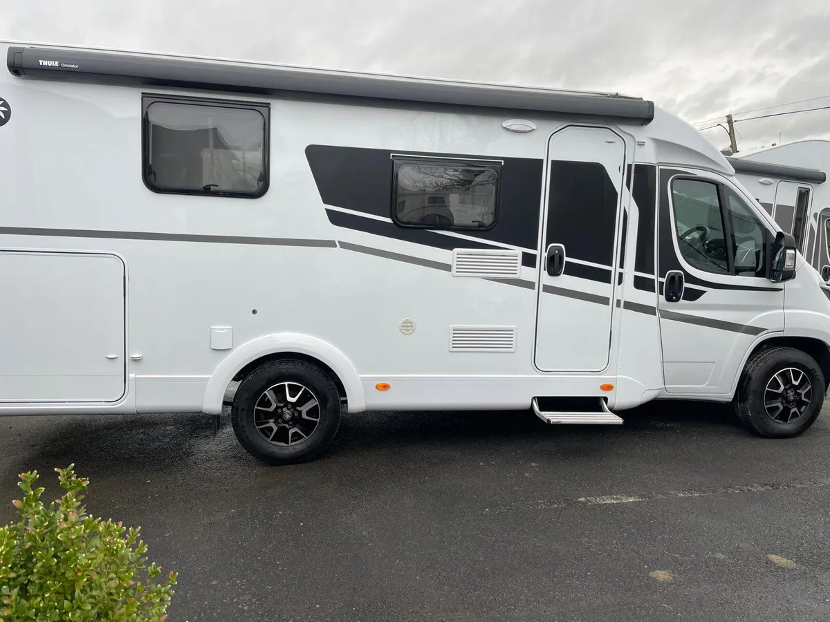 2024 Sunlight V69 3 Berth - Image 1