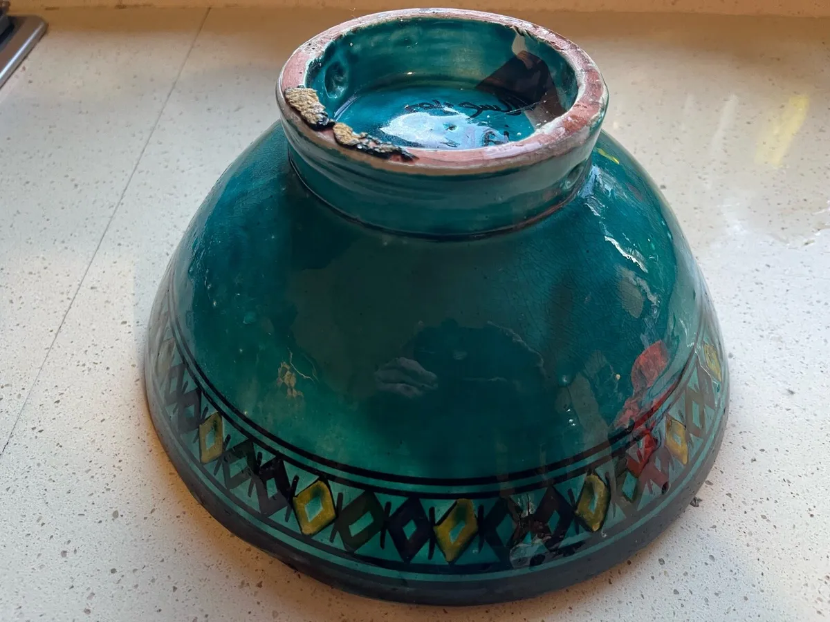 Hand made bowl - Image 3