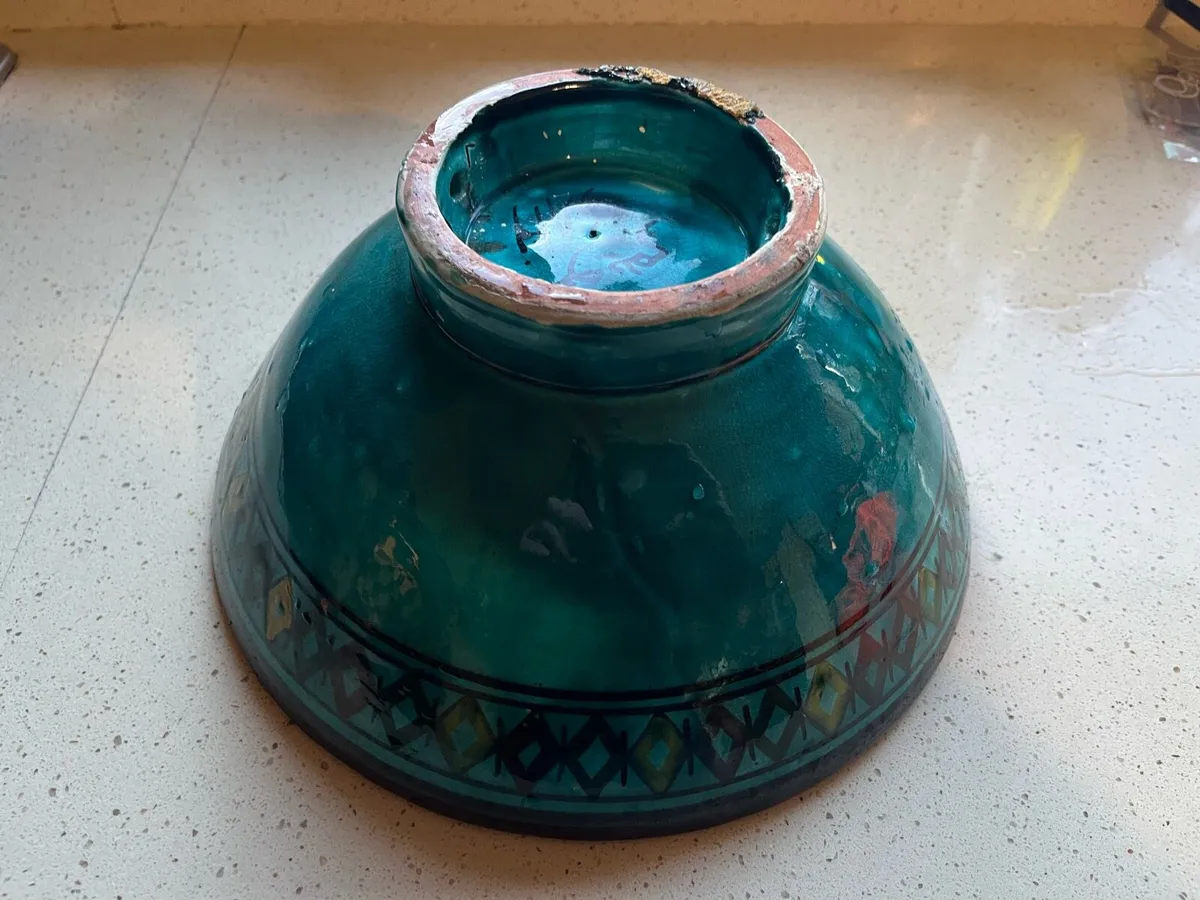 Hand made bowl - Image 4