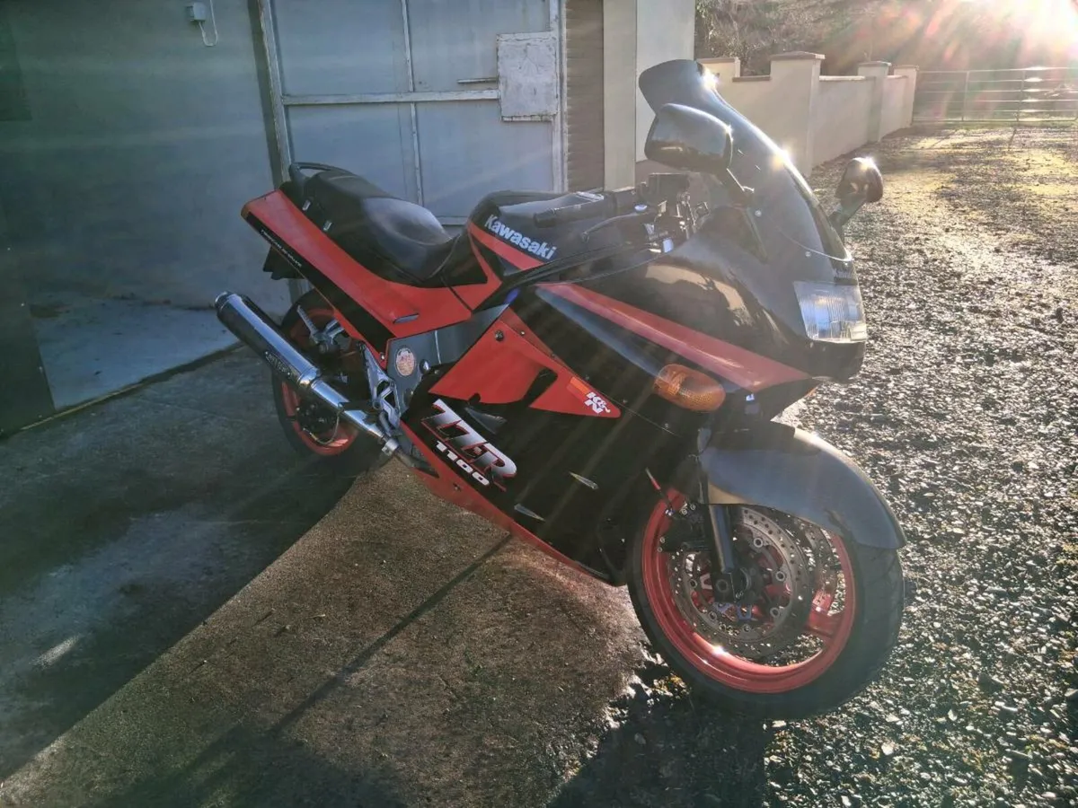 92 Kawasaki ZZR1100 - Image 3