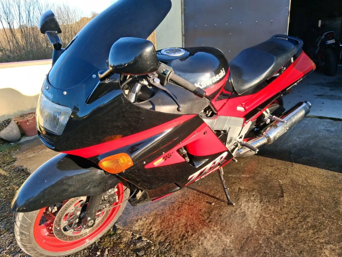 92 Kawasaki ZZR1100 - Image 4