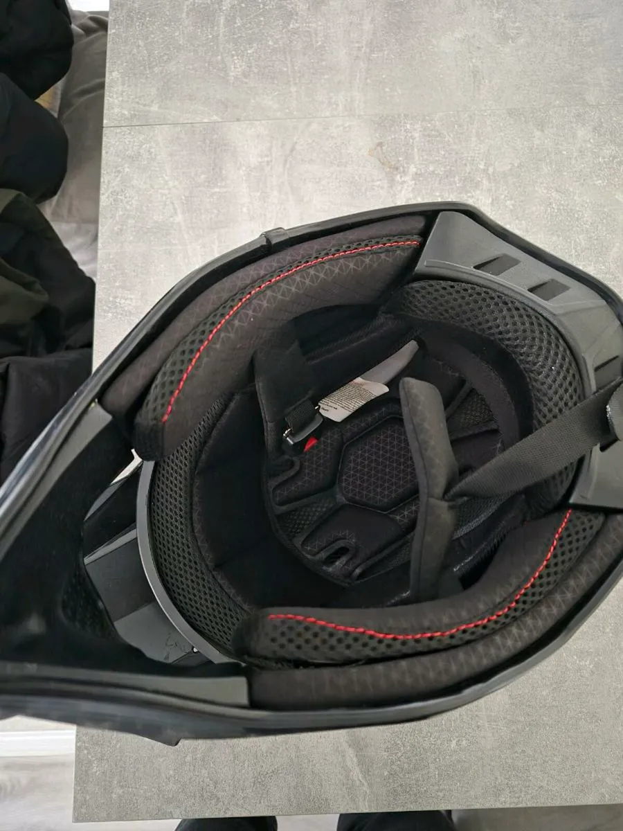 Rockstar helmet - Image 3