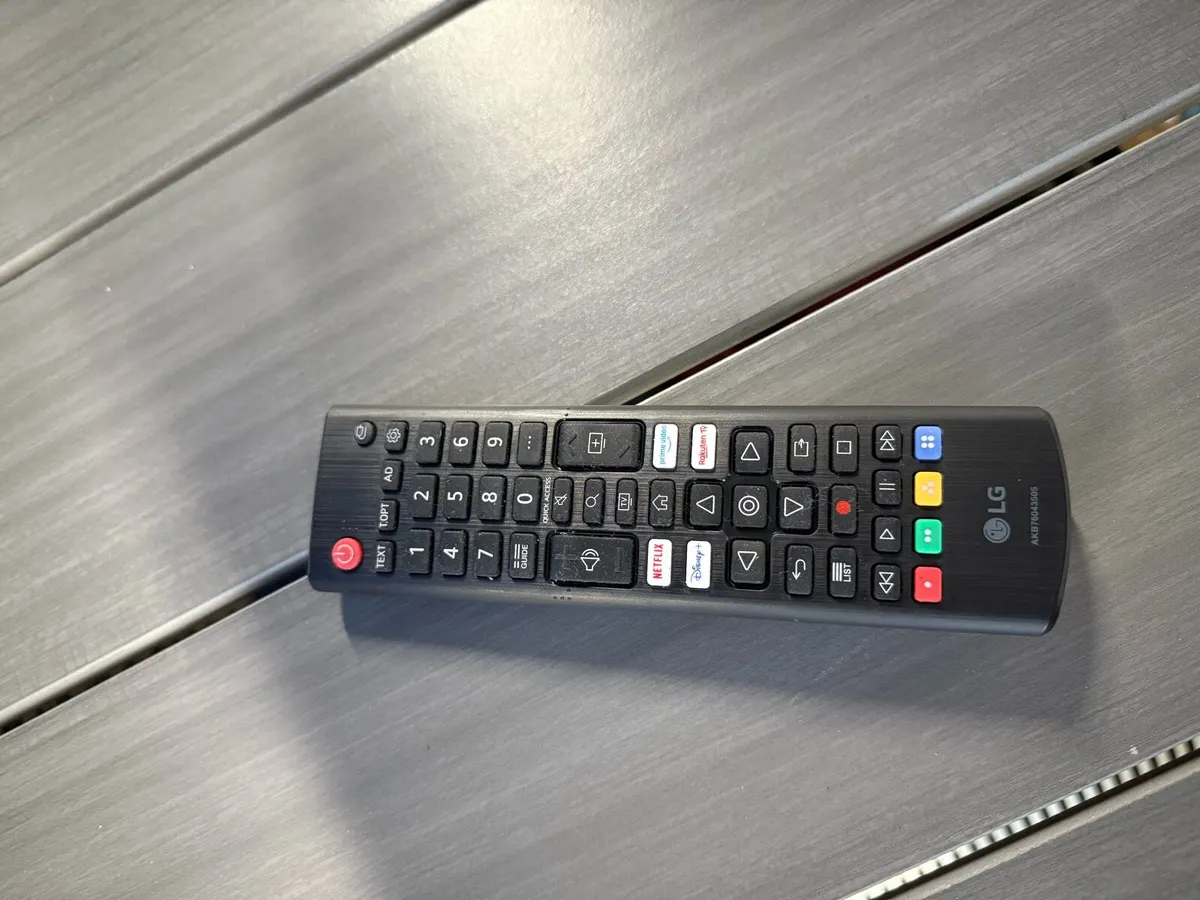 Television: 43inch LG UHD AI UA75 4K Smart TV 2025 - Image 4