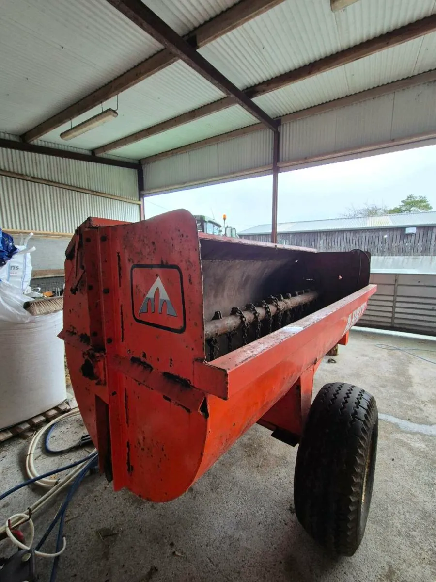 Abbey 2040 muck spreader - Image 2