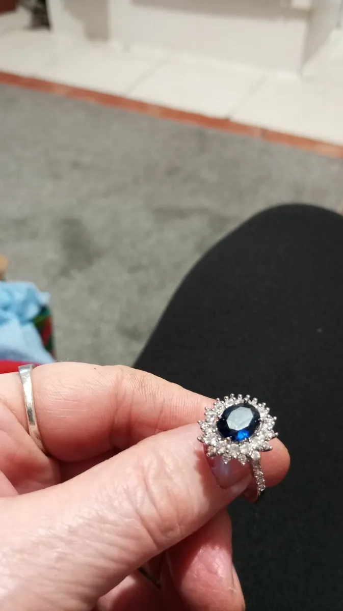 Silver Princess Diana Saphire/Diamond.ring - Image 4