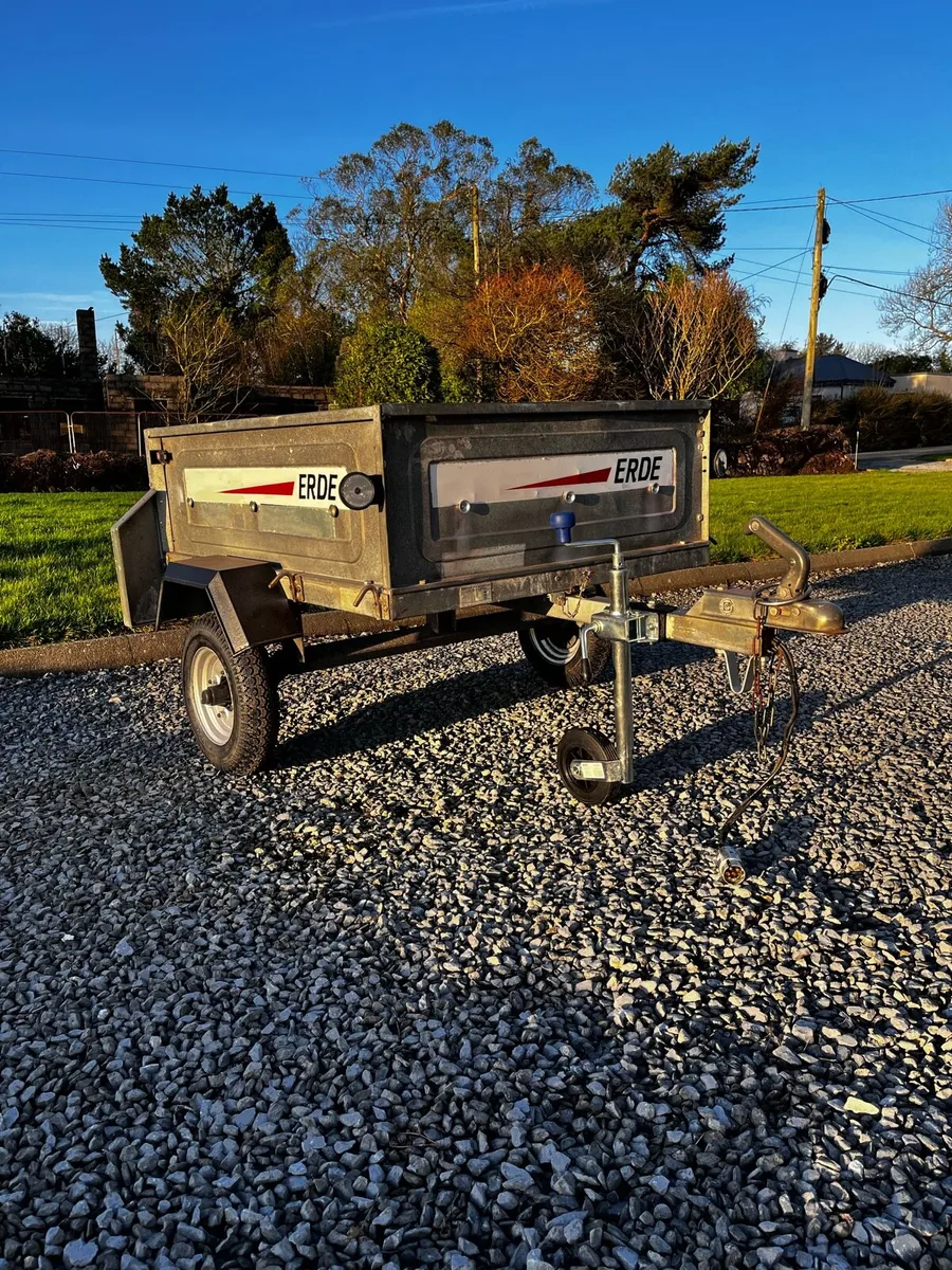 Erde 102 Galvanised Tipping Trailer - Image 1