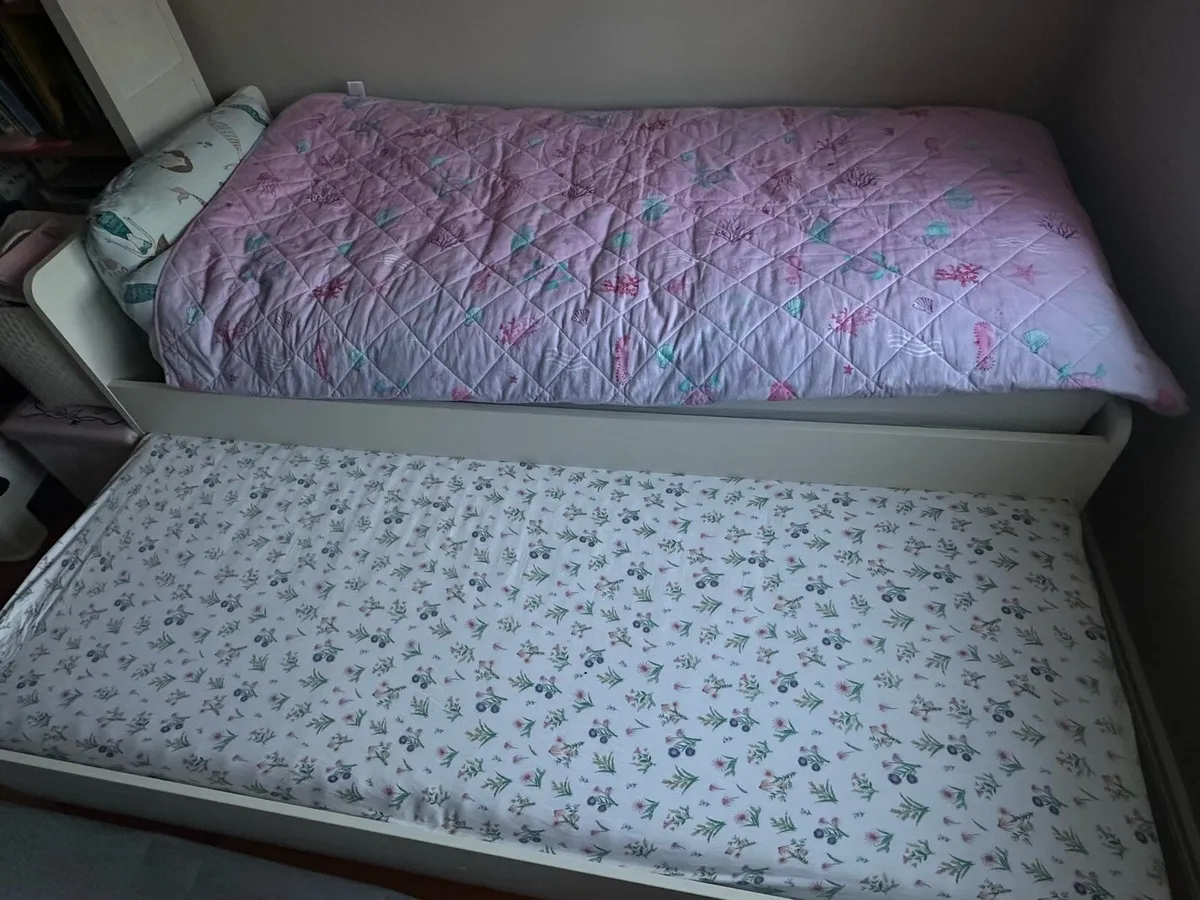 Kids bed - Image 1