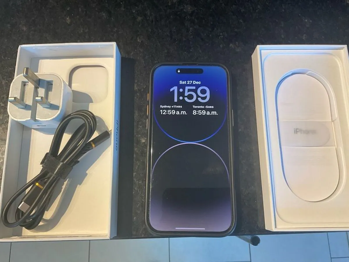 iPhone 16 Pro Max 256gb - Image 2