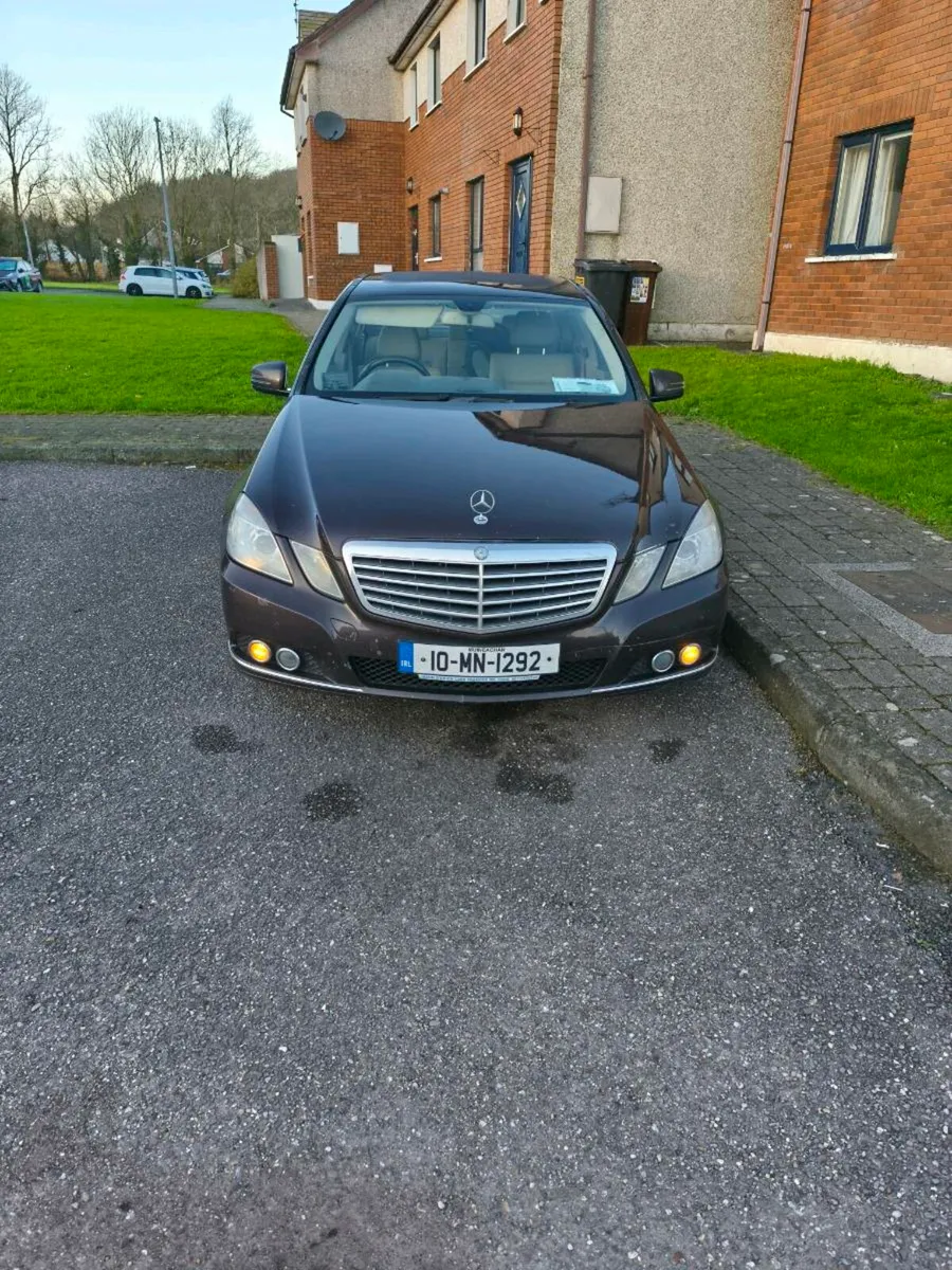 Mercedes Benz - Image 3