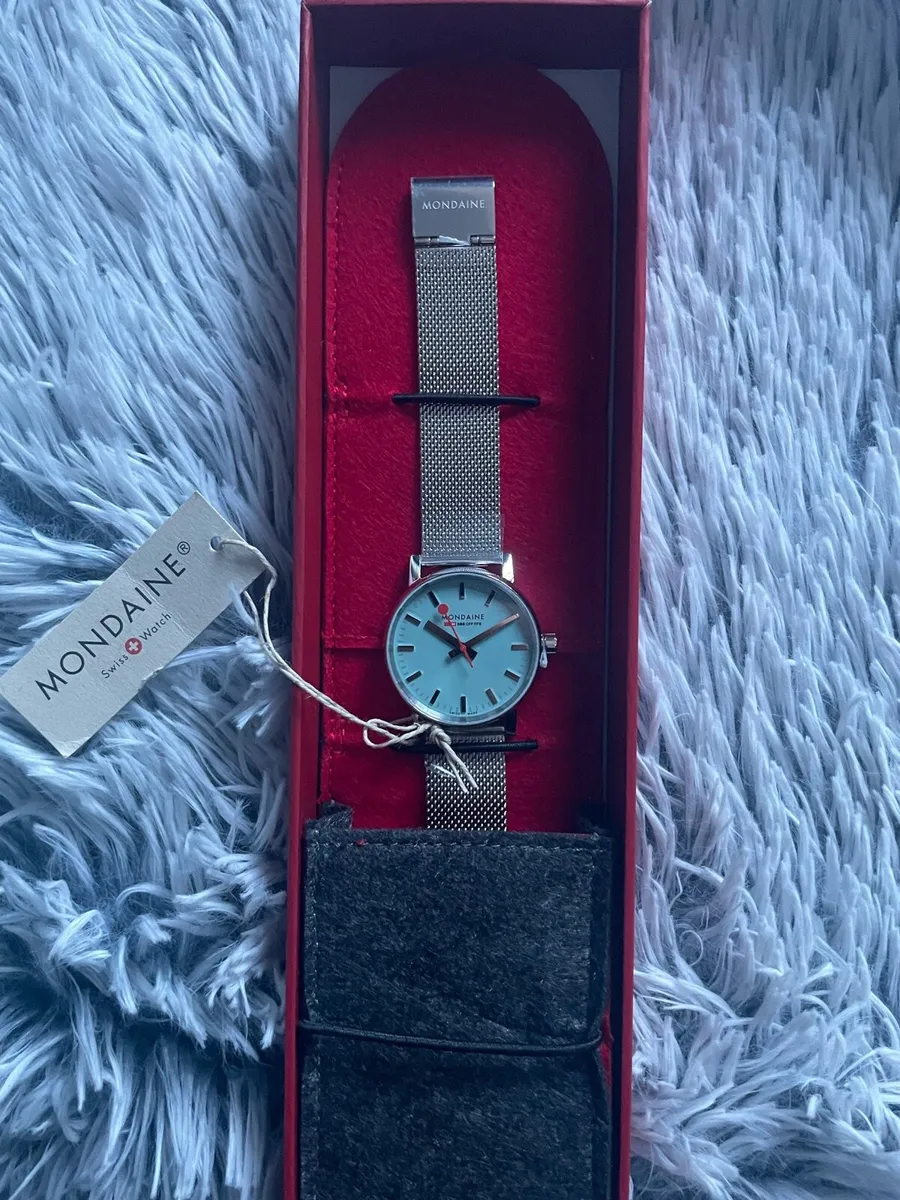 Mondaine Swiss Watch - Image 2